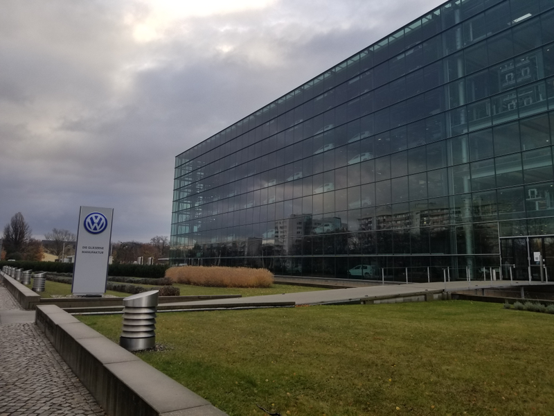 Illustration for article titled Volkswagen Transparent Factory Photodump